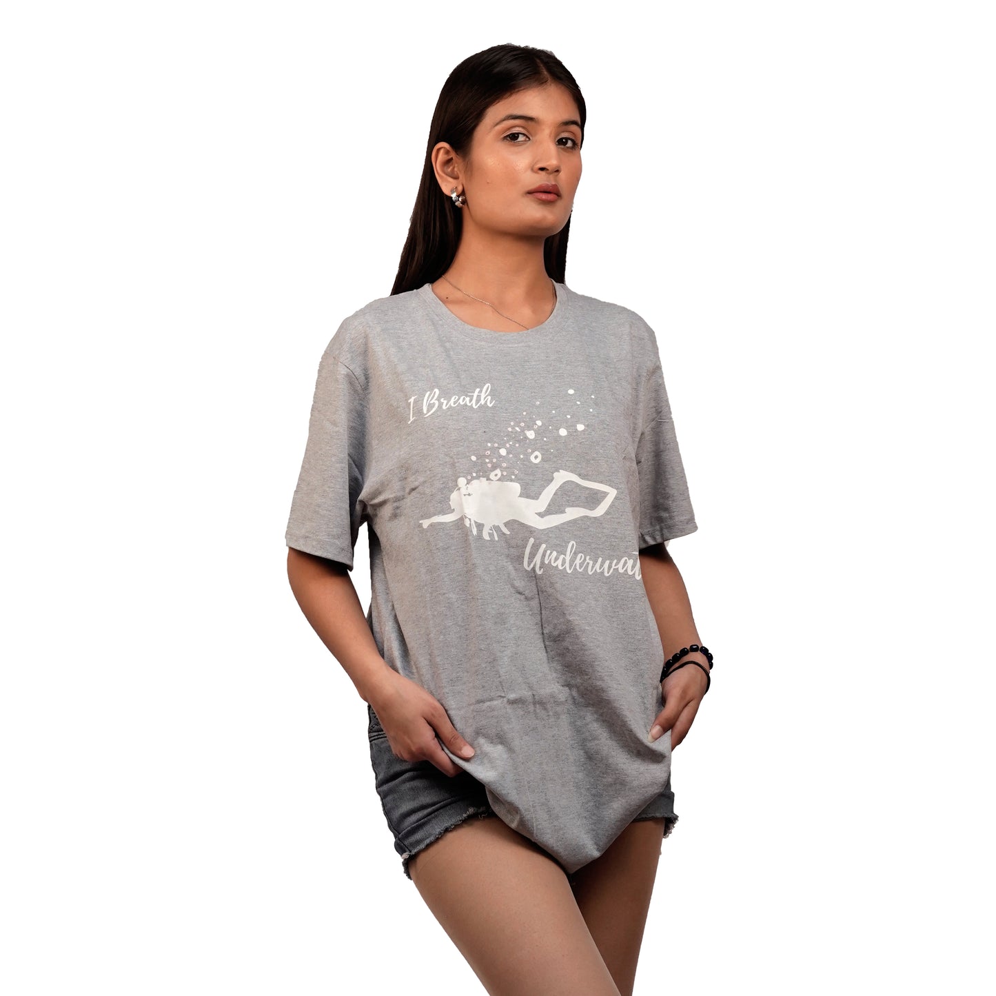 I Breathe Underwater T-Shirt In Grey Color For Women
