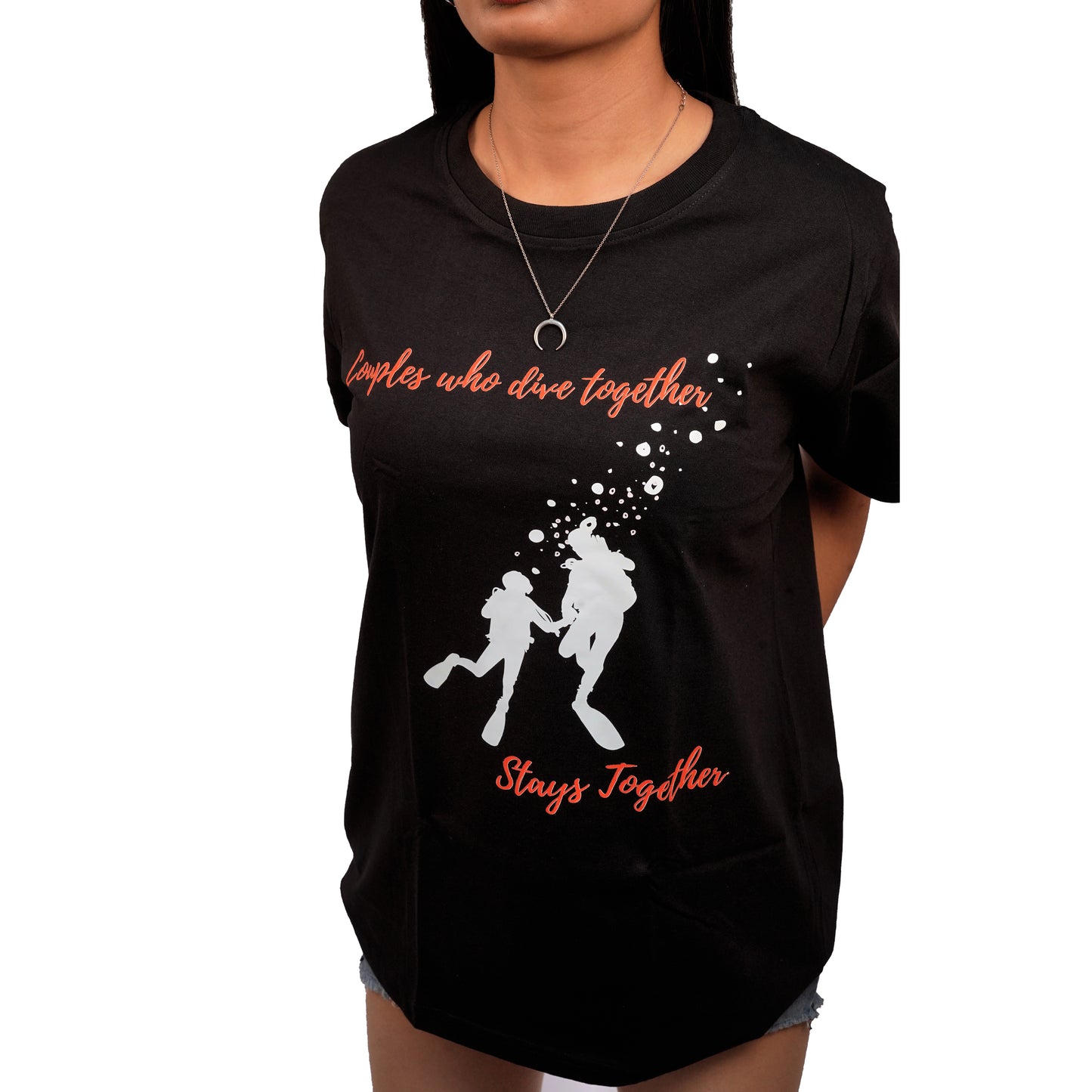 Diving Couple T-shirt In Black Color For Women